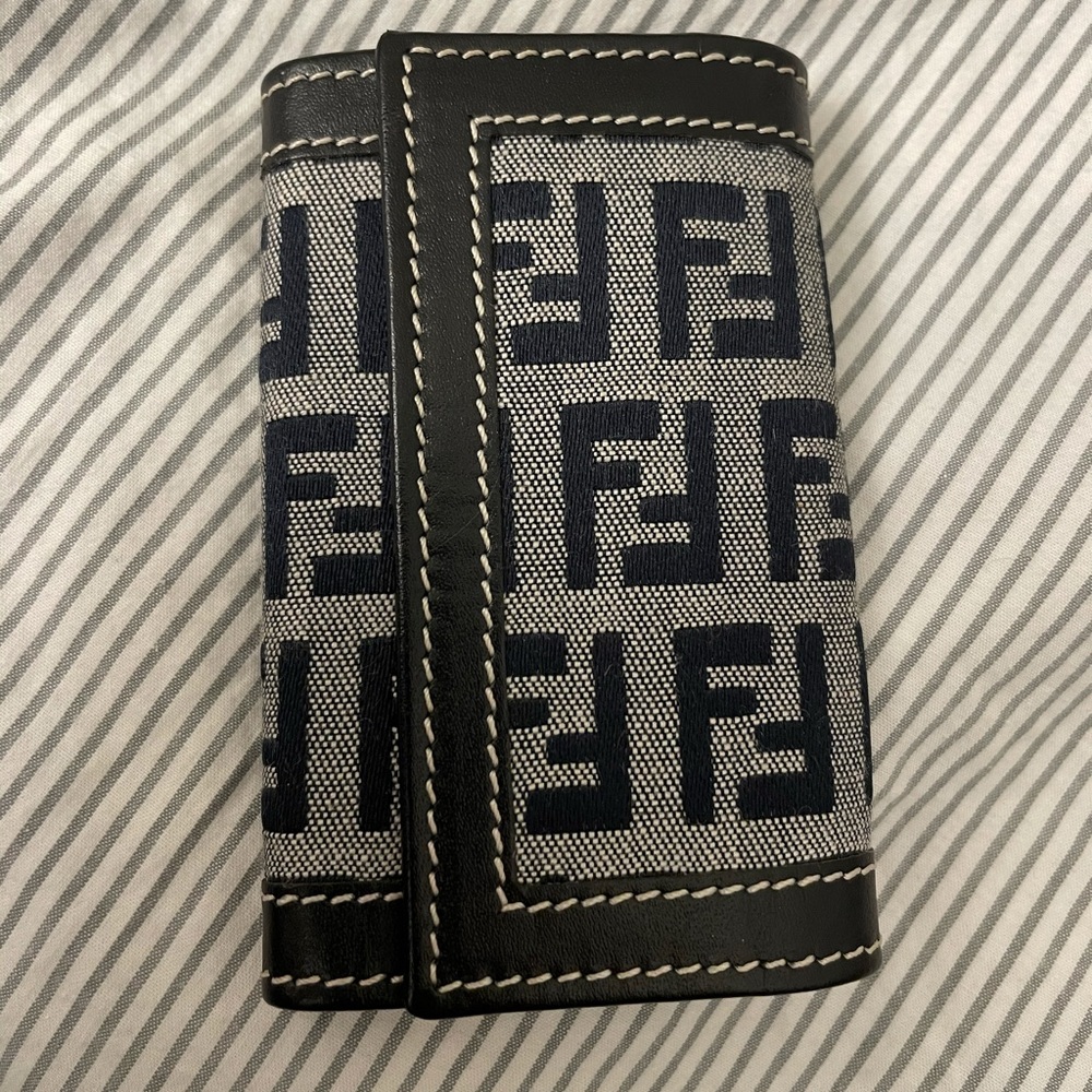 Fendi vintage 6 keyring holder